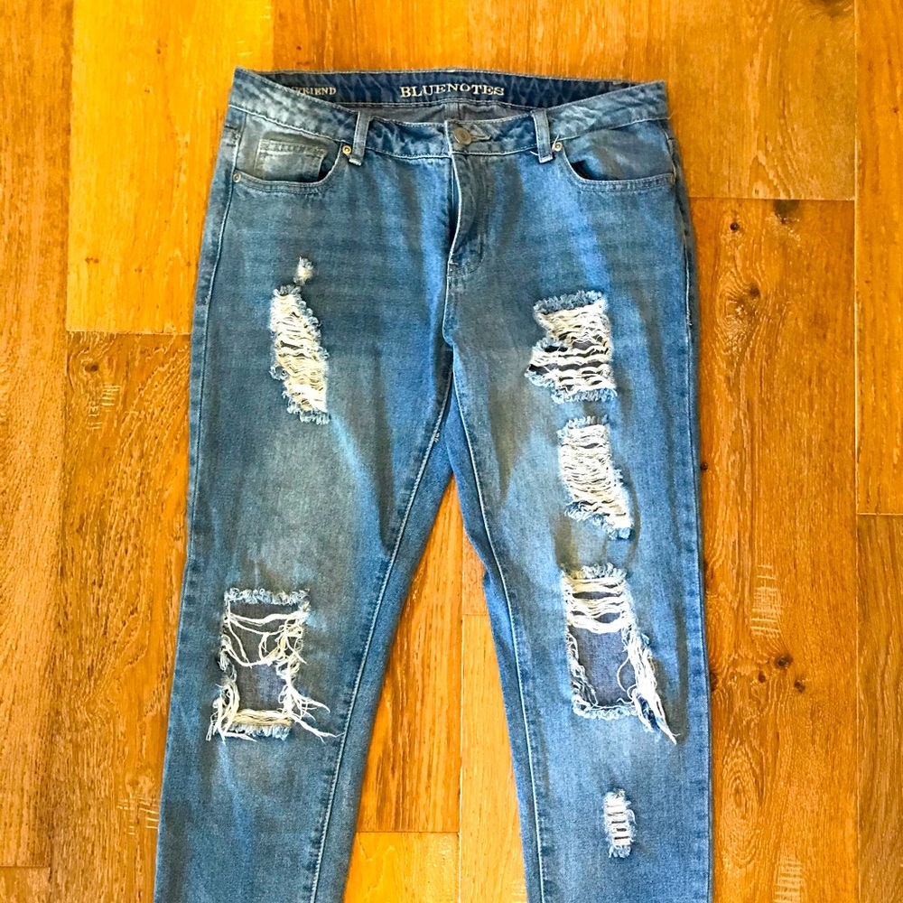 Distressed Bluenote Jeans Boyfriend CROP